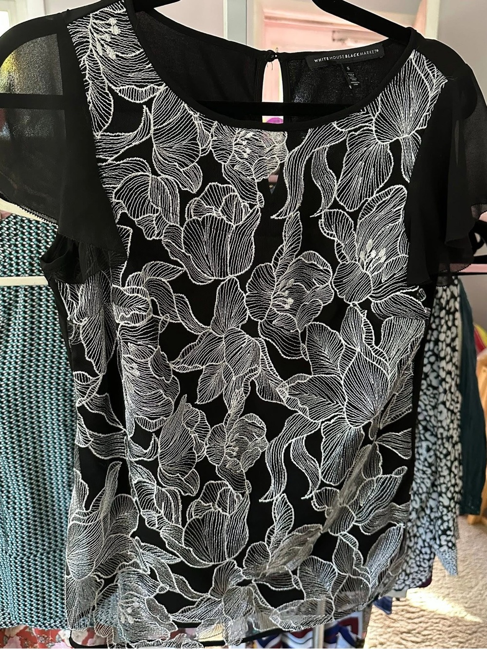 WHBM White House black market sz S black embroidered top blouse